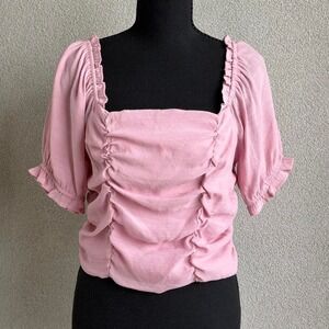 Pink Square Neck top! Super cute on!  Size L
